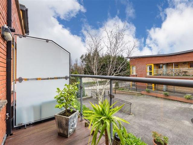 Apartment for sale in Bluebell, North Tipperary