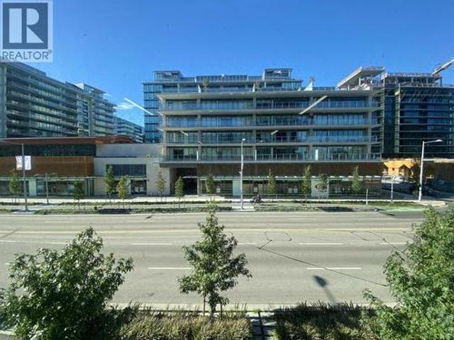 Commercial for rent in Richmond, British Columbia