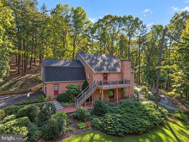 House for sale in Bloomfield, Perry County