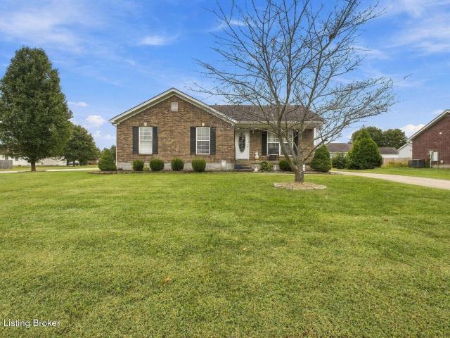 House for sale in Mount Washington, Bullitt County