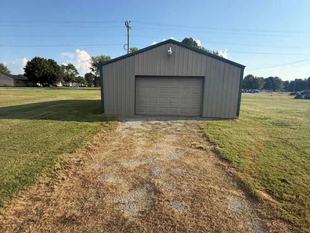 House for sale in Hustonville, Kentucky