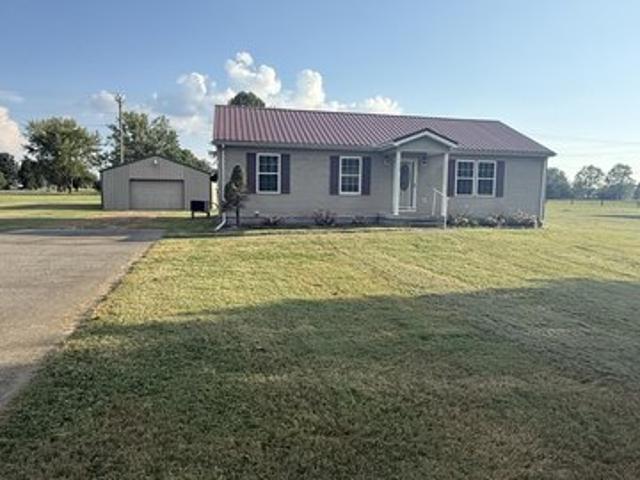 House for sale in Hustonville, Kentucky