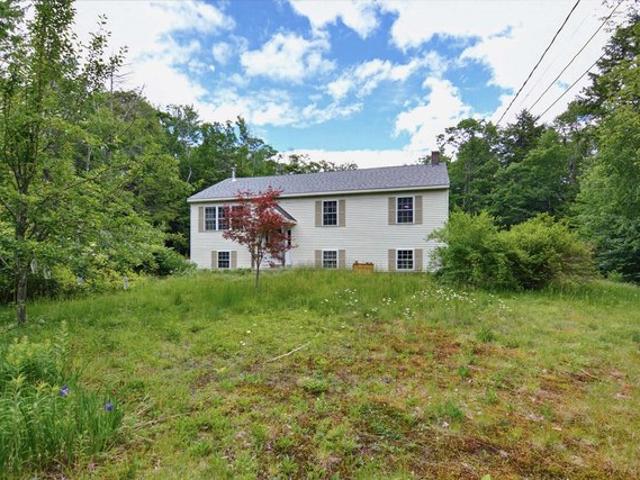 House for sale in New Hampshire