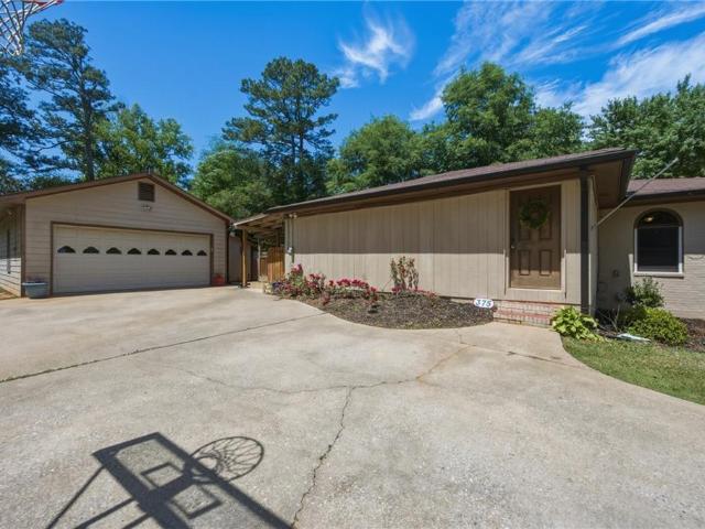 House for sale in Paulding, Georgia