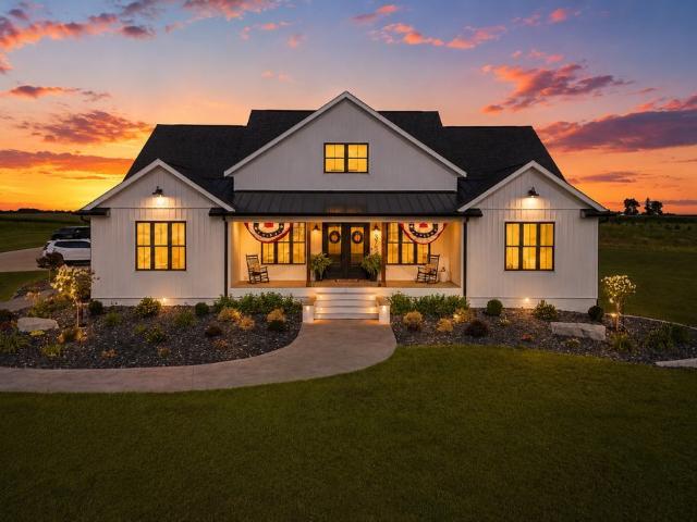 House for sale in Long Grove, Iowa