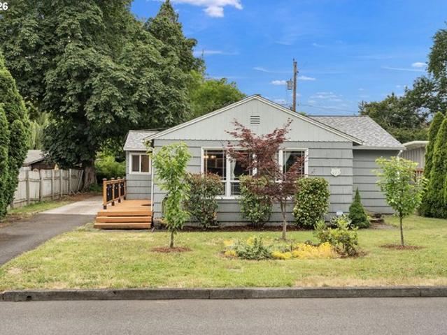 House for sale in Oregonia