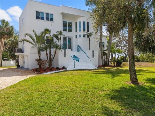 House for sale in Oldsmar, Florida