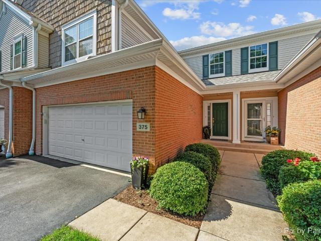 Townhouse for sale in Batavia, Illinois
