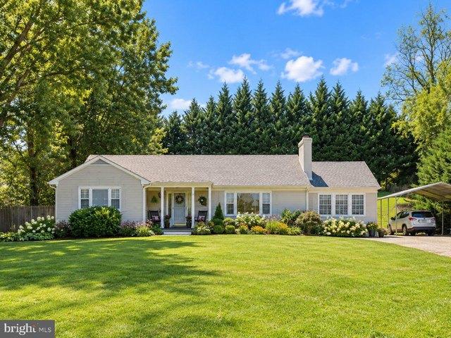 House for sale in Sperryville, Rappahannock County