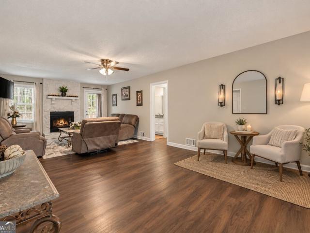 House for sale in Loganville, Walton County