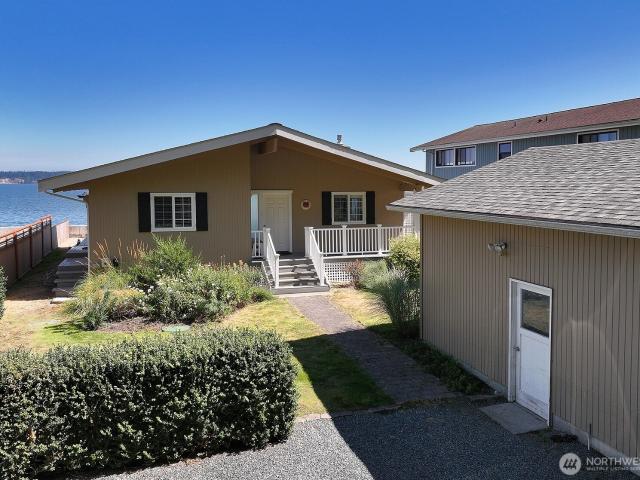 House for sale in Langley, Washington