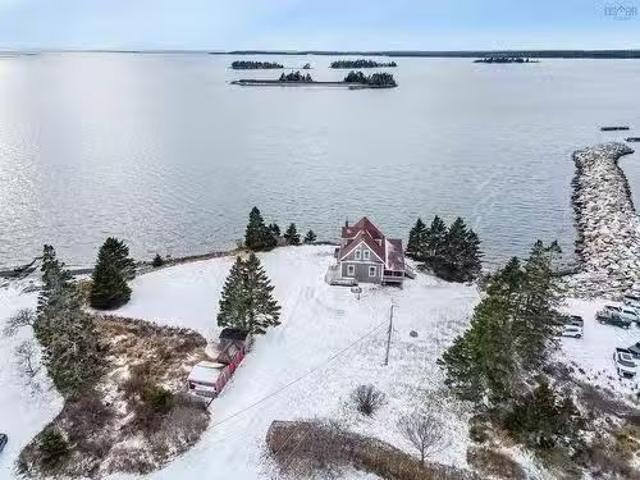 House for sale in Lower Argyle, Nova Scotia