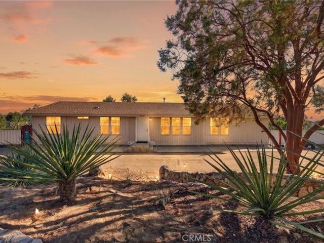 House for sale in Anza, California