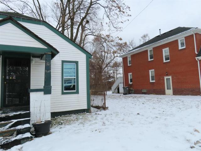 House for sale in Ecorse
