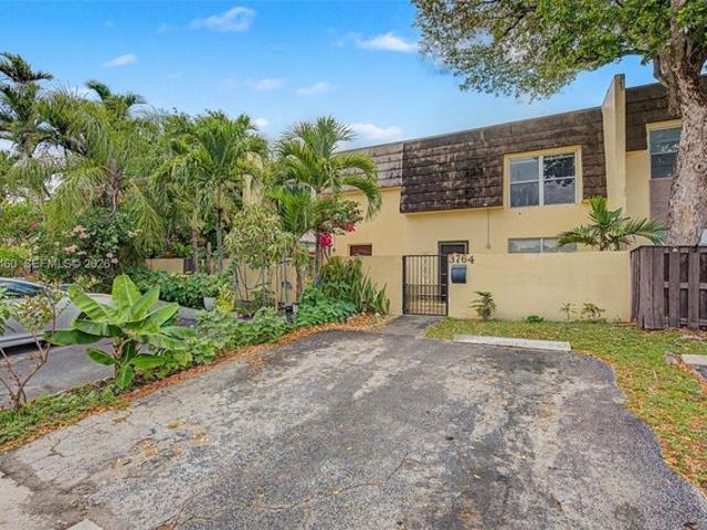Condo for sale in Davie, Florida