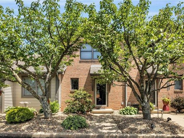 Condo for sale in Canfield, Ohio