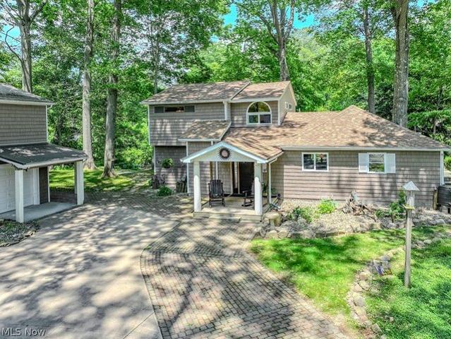House for sale in Geneva, Ohio