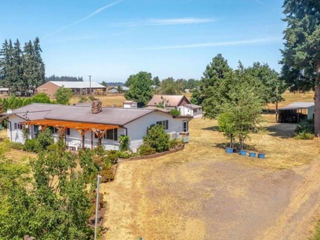 House for sale in Oregonia