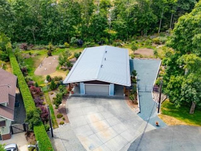 House for sale in Denman Island, British Columbia