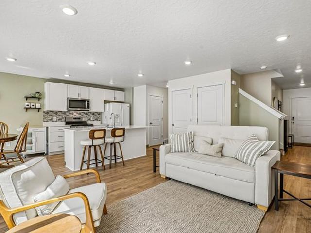 Townhouse for sale in Magna, Utah