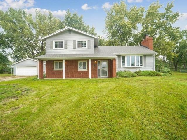 House for sale in Cedar Falls, Black Hawk County