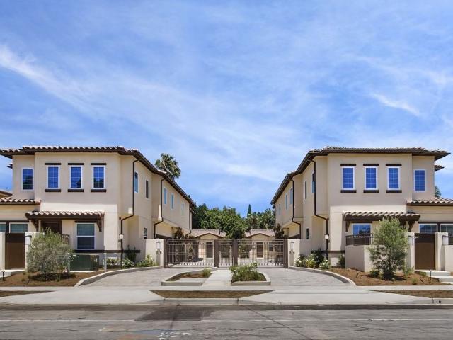 Apartment for rent in Costa Mesa, California