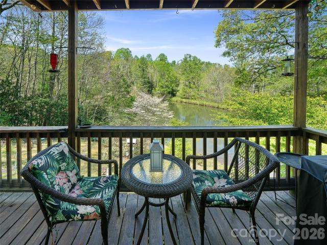 House for sale in Spruce Pine, North Carolina