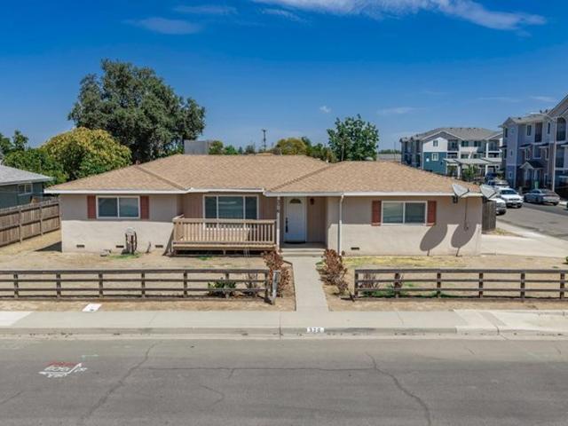 House for sale in Lemoore, California