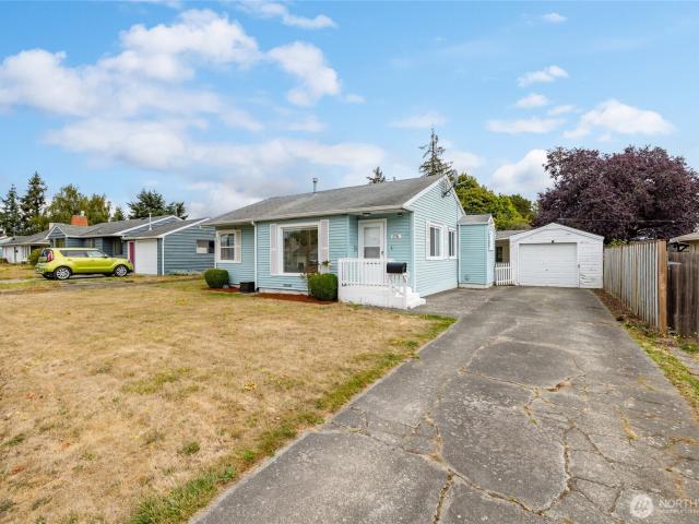House for sale in Oak Harbor, Island County