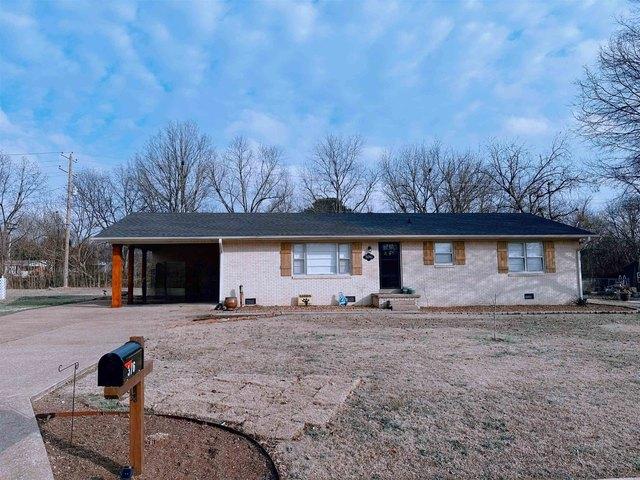 House for sale in Lexington, West Tennessee