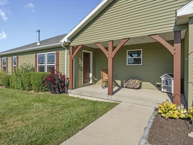 House for sale in Sturgeon, Missouri