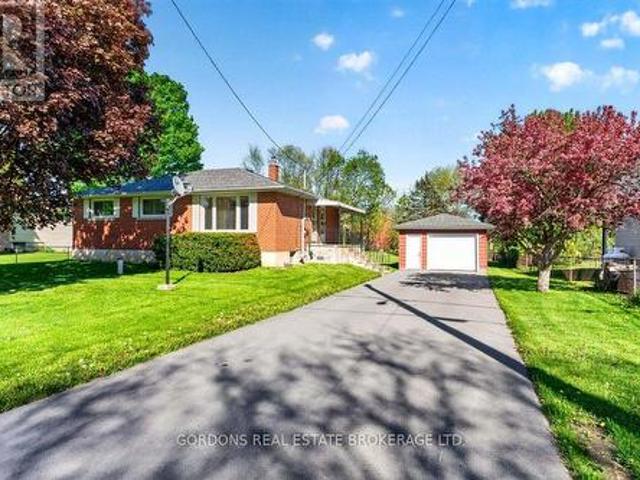 House for sale in South Frontenac, Ontario