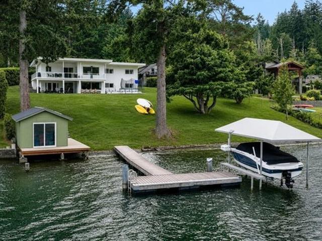 House for sale in Washington