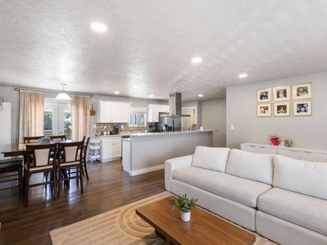 House for sale in West Valley City, Utah