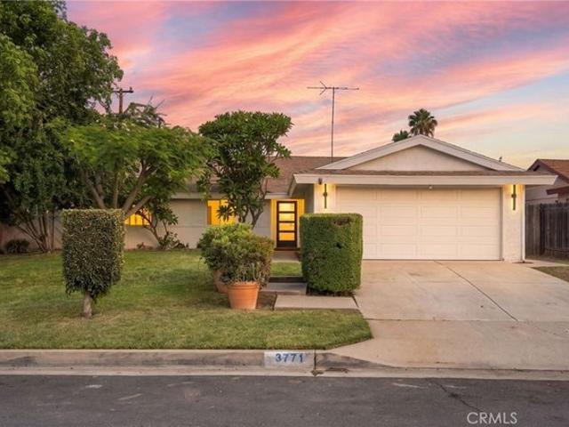 House for sale in Corona, Riverside County