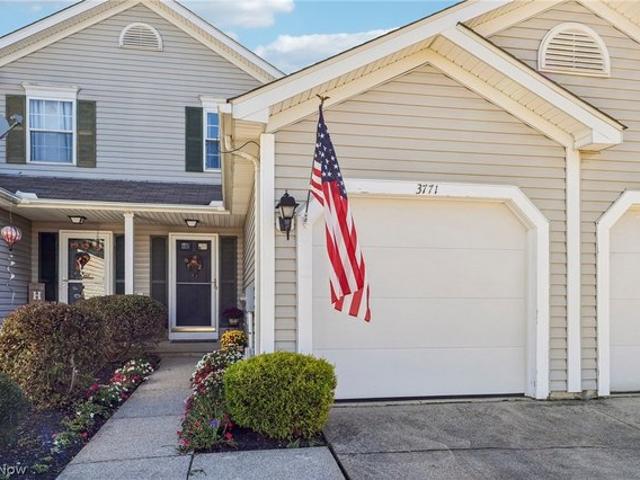 Townhouse for sale in Brunswick, Medina County
