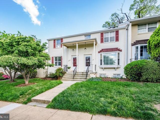 Condo for sale in Virginia