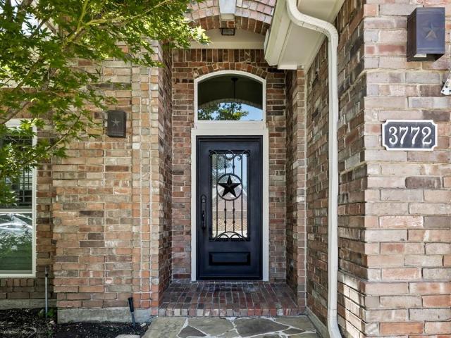 House for sale in Addison
