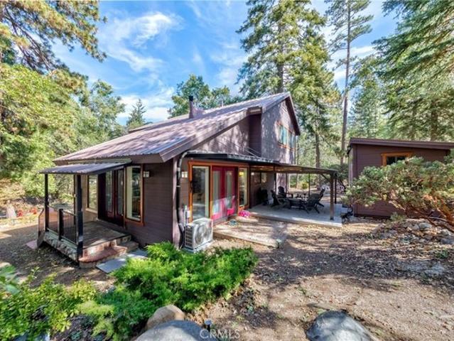House for sale in Angelus Oaks, California