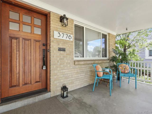 House for sale in Arapahoe, Colorado