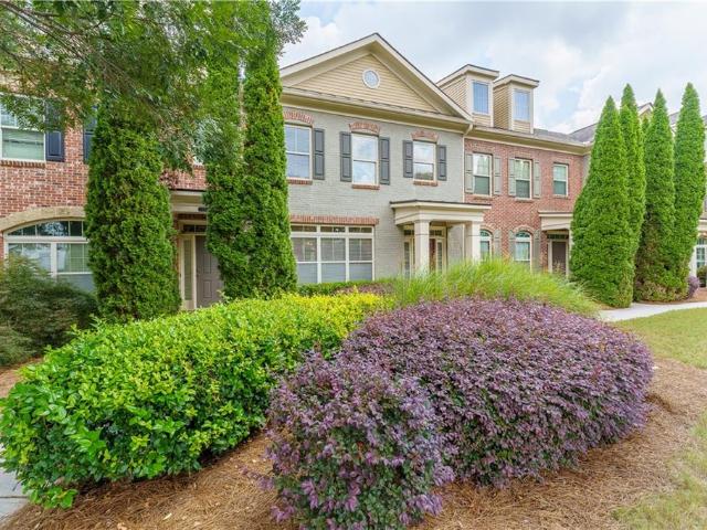 Townhouse for sale in Suwanee, Georgia