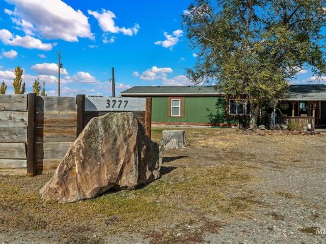 House for sale in Emmett, Gem County