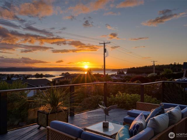 House for sale in Hansville, Washington