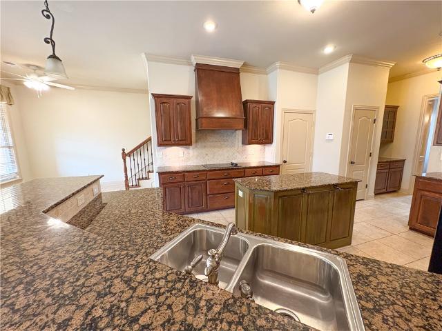 Property for rent in Ark