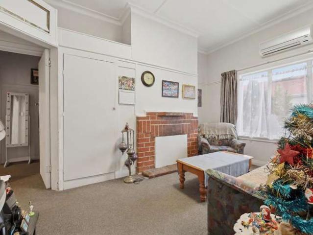House for sale in Otakou
