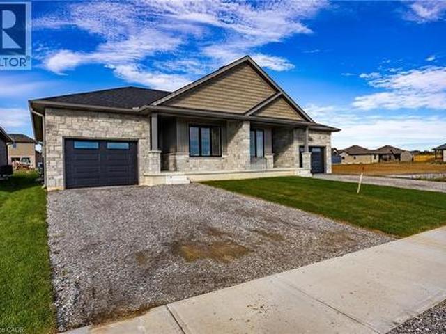 House for sale in Delhi, Ontario