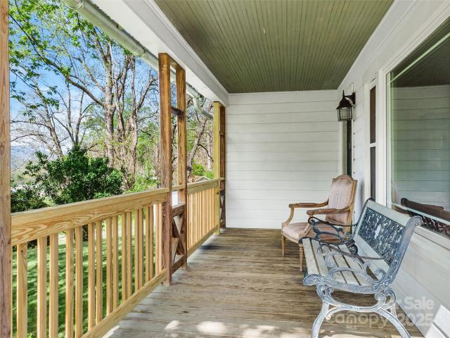House for sale in Spruce Pine, North Carolina