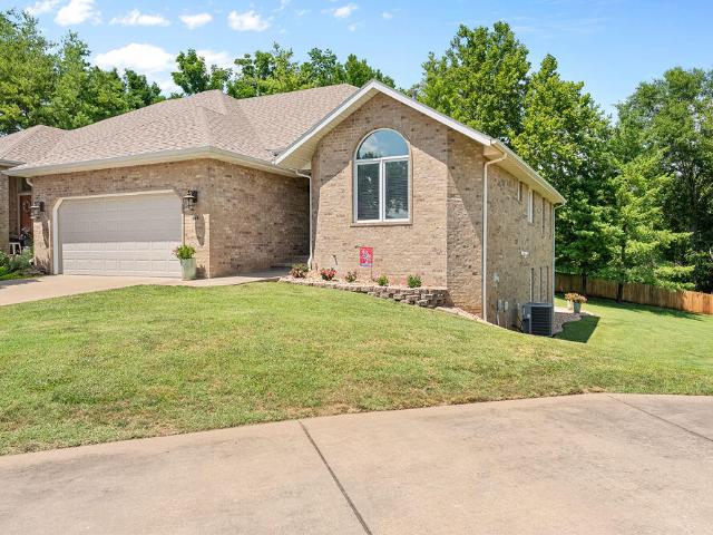 Townhouse for sale in Springfield, Missouri