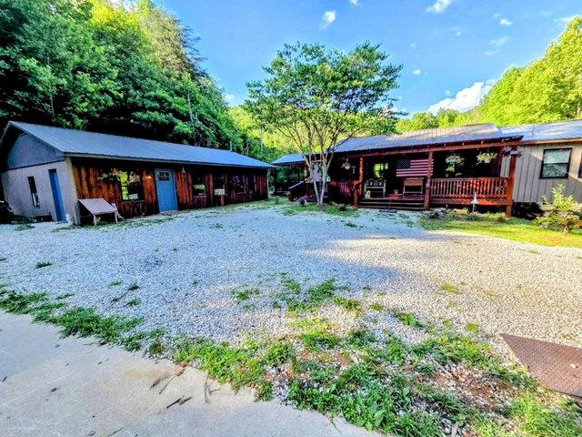 House for sale in Artemus, Kentucky