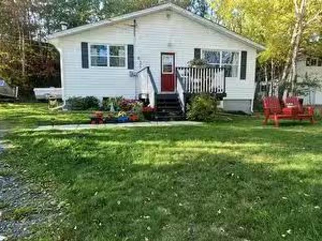 House for sale in Gambo, Newfoundland And Labrador